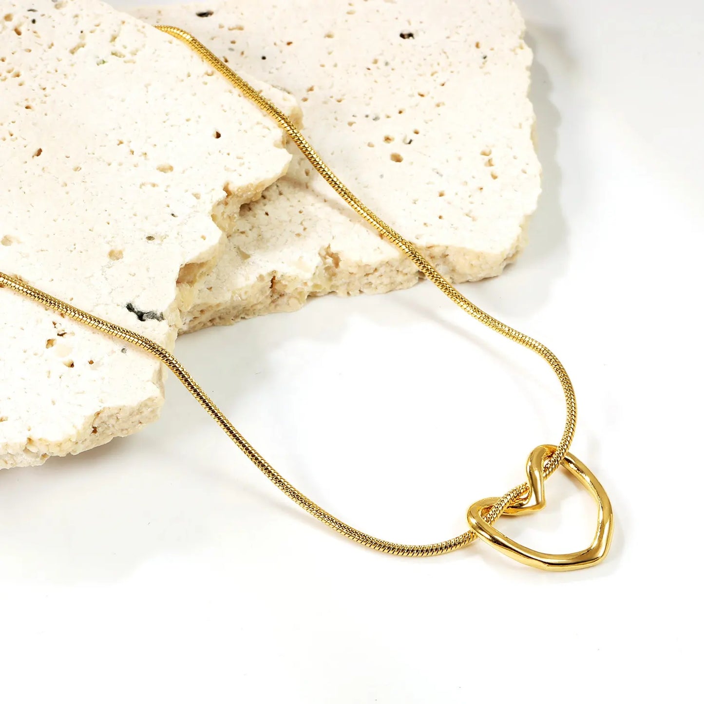 Elegant Heart Pendant Necklace