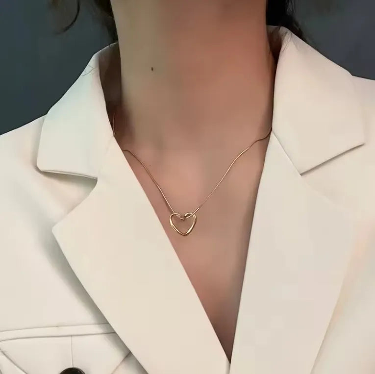 Elegant Heart Pendant Necklace