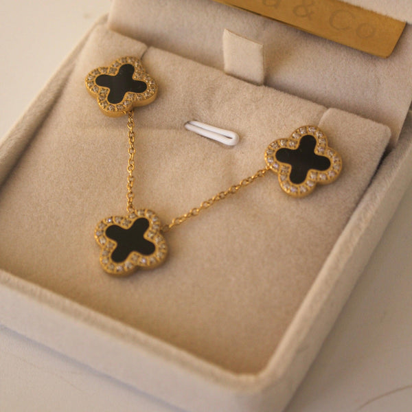 Midnight Clover Necklace Set