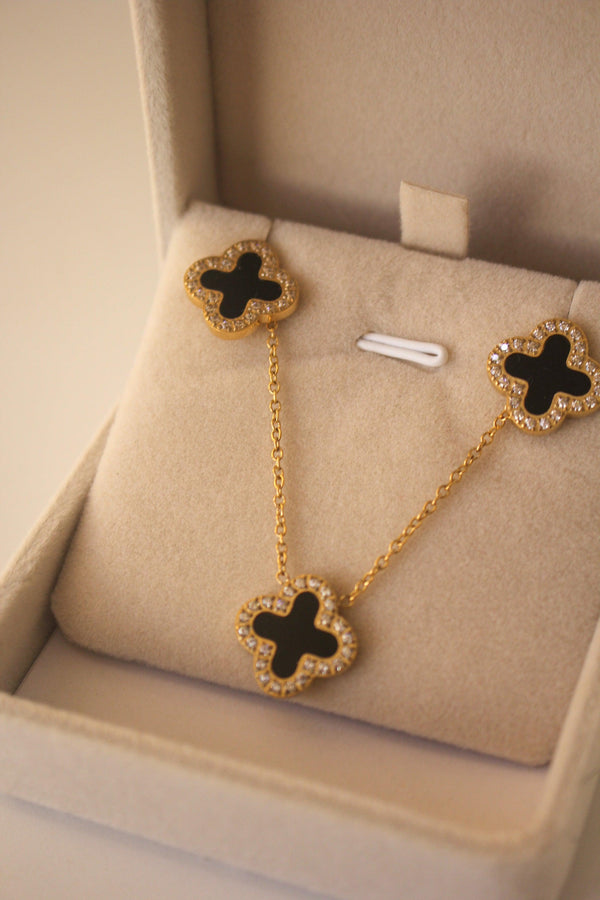 Midnight Clover Necklace Set