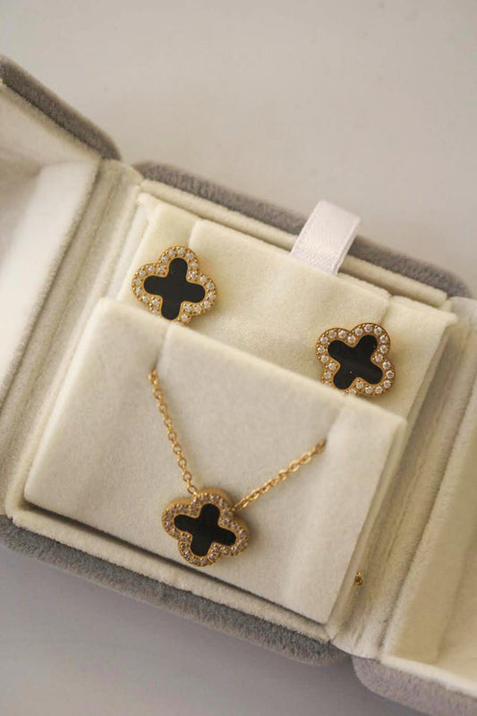 Midnight Clover Necklace Set